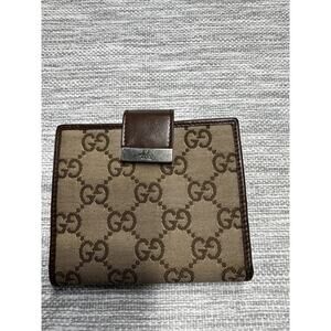 Pre-Love Gucci Bi-Fold Wallet in Classic Beige and Brown GG Canvas and Leather